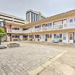 Atlantic City Studio With Beach Access On-Site!
